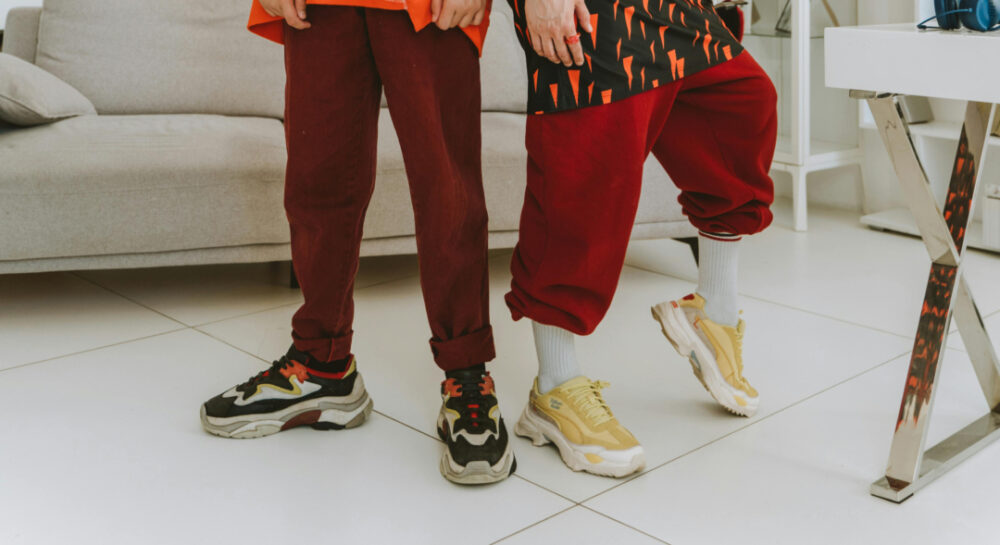 Чем отличаются женские и мужские кроссовки фото 1